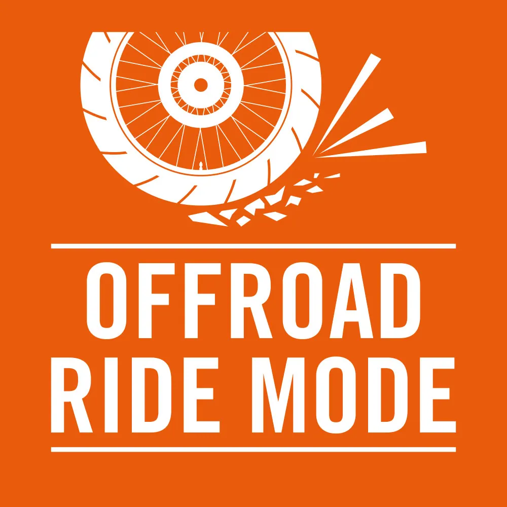 KTM 390 Adventure R 2026 en carretera o entorno urbano lista para seguir rodando