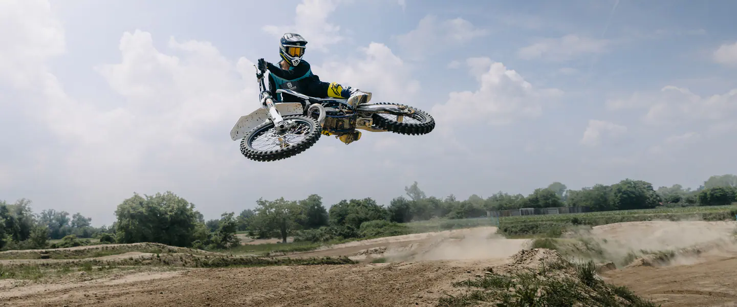 Husqvarna TC 250 2026, vista 2