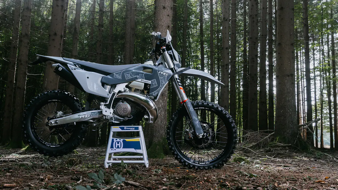 Husqvarna TE 300 Pro 2026, vista 2