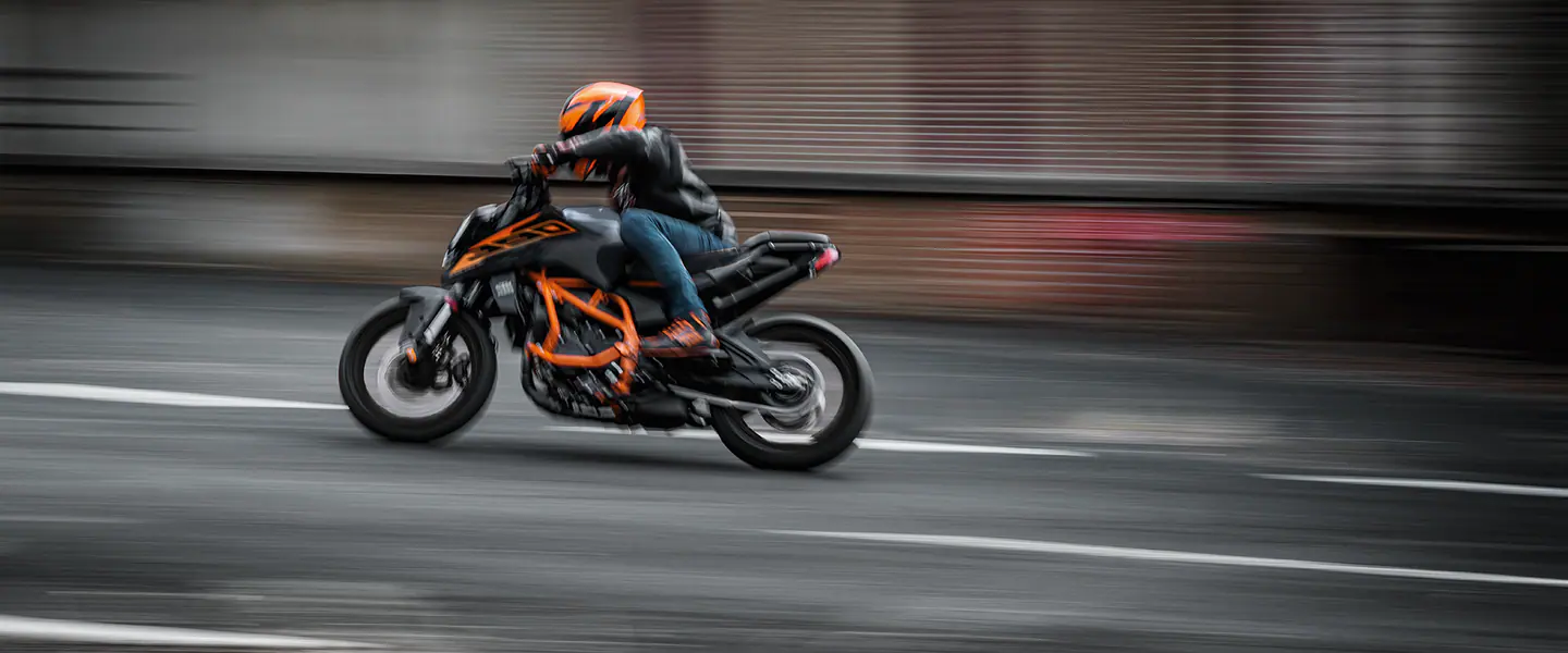 KTM 390 Duke 2026, vista 2